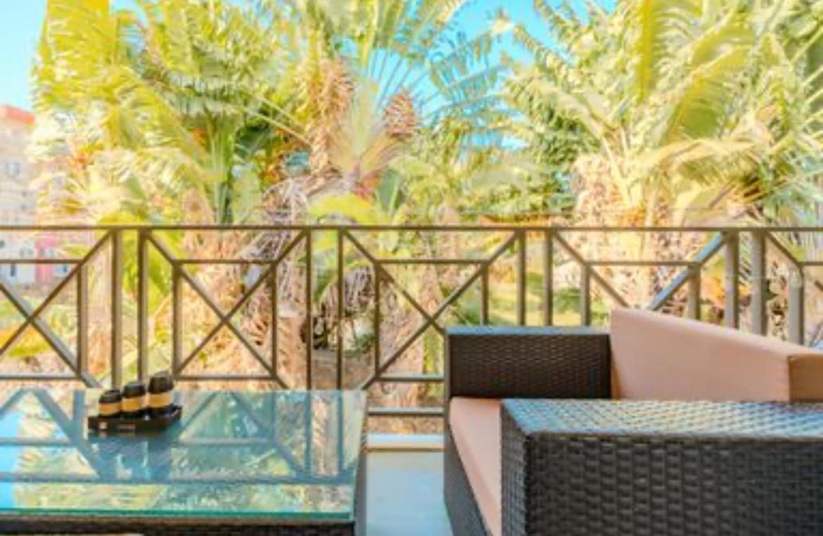 Pereybere Beach Paradise 4 Bedroom Apt מראה חיצוני תמונה